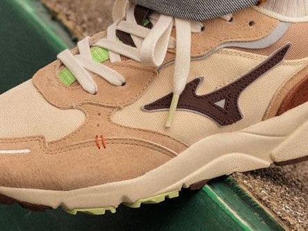 Mizuno Sky Medal ß ''Sand / Coffee'' - Fields